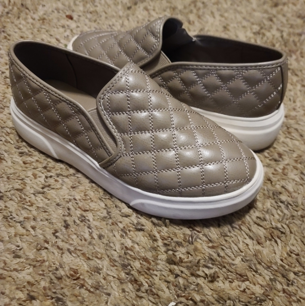 Madden Girl Quilted Slides